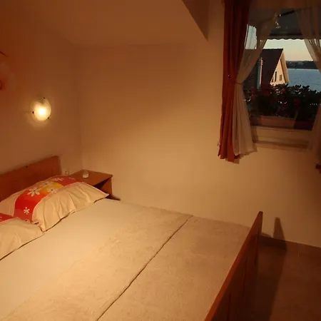 2 Bedroom