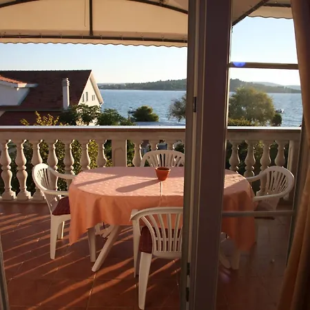 2 Bedroom Srima