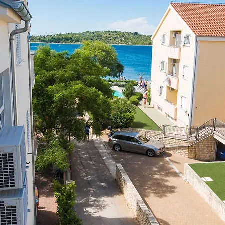 2 Bedroom Srima